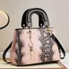 Bolsa de Casamento Bolsa Princesa Diana 2025 Nova Bolsa de Mão Feminina Versátil Bolsa Nupcial Popular High-End Bolsa Transversal de Ombro Único Moderna