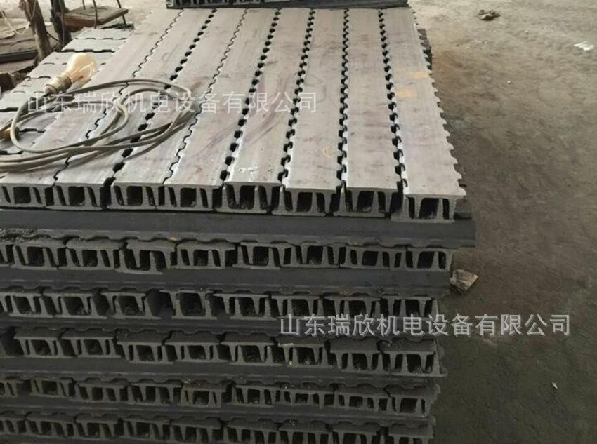 C98D9E6C8169CFBF79DCD1BAA70E2B