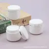 Botella de crema de 30 ml con borde plateado, botella de esmalte de uñas en gel, botella de crema de manos, botella de aceite facial con lengüeta, tarro de crema de 30 g, botella de ungüento