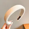 Diadema de Esponja de Color Café con Leche de Gama Alta para Mujer, Diadema de Parte Superior Alta, Nuevo Estilo Otoño e Invierno 2026, Accesorio para el Cabello de Uso Diario