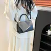 Bolso de Mano de Alta Gama con Pedrería Estilo Comercio Exterior de Moda para Mujer 2025 Nueva Moda Nicho Diagonal Hombro Cruzado Pequeño Cuadrado