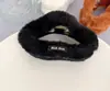 Clip de Felpa Nube de Imitación de Piel de Conejo para Otoño e Invierno Clip Versátil para el Cabello Clip Grande de Pelo de Piel Pinza de Tiburón para la Parte Posterior de la Cabeza