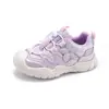 Zapatos para Niñas 2026 Primavera Nuevos Zapatos Deportivos Infantiles de Moda Suela Suave Zapatos de Princesa Populares Blancos Estilo Papá
