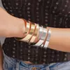 Pulseira Aberta Multicamadas Cruzada Brilhante Europeia e Americana, Pulseira de Personalidade Fashion Exagerada, Joia de Mão de Design de Nicho para Mulheres