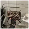 Estampado de Leopardo Retro Gran Capacidad Simple Otoño e Invierno 2025 Elegante Nueva Moda Textura Bolso Bandolera Simple Cuadrado Pequeño para Mujer