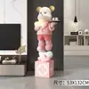 Fabricante Alemão 2026 Novo Modelo Ornamento Urso Violento para Sala de Estar, Grande de Chão Luxo Leve High-End Lateral de Gabinete de TV