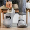 Pantuflas de Algodón con Suela Gruesa para Hombre, Nuevo Modelo de Invierno, Uso en Interiores y Hogar, Totalmente Cubiertas, Impermeables, Antideslizantes, Adecuadas para Uso en Exteriores y Conducir