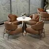 Juego de mesa y sillas para recepción y negociación de negocios, adecuado para apartamentos pequeños, salas de estar, balcones y áreas de ocio; una combinación de sofás y sillas de tela de lujo ligero