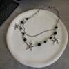 Collar de cadena de clavícula multicapa con cuentas redondas blancas y negras de estrella de cinco puntas de planeta punk personalizado, estilo hip hop, genial y atractivo para chicas.