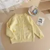 Suéter con Adorno de Encaje de Margarita para Niña Primavera Otoño Estilo Coreano Ropa Exterior para Bebé Cárdigan de Punto Fábrica de Ropa Infantil OEM