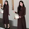 Conjunto de moda gestante outono e inverno 2026 nova camisa base elegante de gola semi-alta com vestido colete de laço