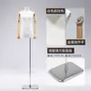 Modelo masculino de estilo coreano ajustado, accesorios de media figura humana, escaparate de ropa, modelo informal de moda, expositor de cuerpo entero