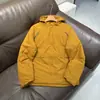 Chaqueta de algodón ligera, versátil, cálida, impermeable, transpirable, con corte curvo y confección 3D, con capucha 13313