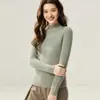Suéter de punto grueso de cuello alto medio 100% cachemir para mujer, top de punto ajustado para otoño e invierno, capa base