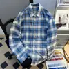 2025 Nova Camisa Xadrez de Manga Comprida Masculina Primavera e Outono Estilo Preguiçoso Marca de Moda de Hong Kong Casual Solta Cardigã Camisa