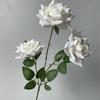 [Material de flor blanca] Arreglo floral de hortensia, rosa, flor de pasto escarchado con decoración de material de hoja de niebla de techo de pasto, flor de simulación para boda
