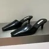 Sandalias abiertas de tacón de aguja tipo mule para mujer, de estilo coreano, a la moda y tendencia, para uso en exteriores, primavera-verano 2026