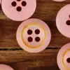 Botões Vintage de Osso de Boi Desgastados Minimalista Rosa Azul Lã Casaco Jaqueta Botões de Chifre de Quatro Furos