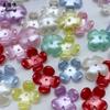 Luz Pérola Flor Pequena de Quatro Pétalas Furo Reto DIY Caseiro Grampo de Cabelo Antigo Material com Contas Acessórios de Decoração de Garrafa