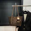 Bolso Retro para Mujer de Gran Capacidad 2025 Nuevo Otoño e Invierno Versátil Simple Bolso de Hombro Casual Moda Bolso Tote para Viajar