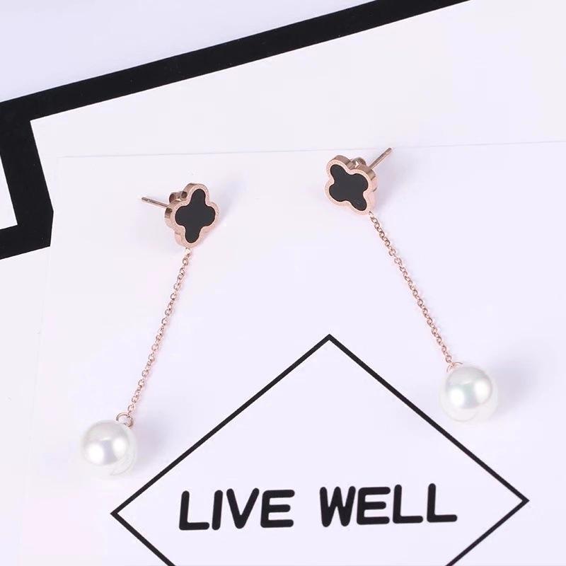 5ee94fa51f432f04288fe7c22767f4