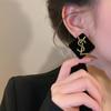 Pendientes Pequeños de Terciopelo Negro con un Toque Elegante y Minimalista, Pendientes Exagerados Nuevos y Únicos de Moda para Mujer, Populares en Primavera y Verano