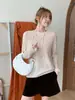 26 Moda de Início de Outono Ombro Vazado Estilo Suave Barra com Renda Malha Macia de Caxemira Blusa 60610