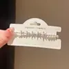 Copos de Nieve Reflejando Perlas~Pulsera de Flor de Perla y Circonita Estilo Lujo Ligero, Pulsera Exquisita de Estilo Minimalista, Joyería de Mano Dulce y de Alta Gama para Mujeres