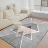 Tapete Simples de Veludo Cristal para Mesa de Centro para Uso Doméstico, Carpete Moderno para Sala de Estar, Sensação de Luxo Leve de Alta Qualidade, Tapete de Quarto ao Lado da Cama com Design Linear
