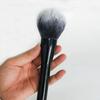 Brocha de maquillaje de llama grande con cabeza plateada caliente, brocha para rubor con llama, venta directa de fábrica de brochas de maquillaje MJ