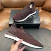 Zapatos casuales de punto fly de lujo ligero estilo italiano, zapatillas de correr transpirables con empalme de cuero gamuza MAG, populares en los mercados transfronterizos europeos y americanos