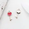 1 Esmalte Rojo Accesorio para Joyería DIY Aleación Esmalte Flor de Cerezo Llavero Colgante Pendientes Accesorios para el Cabello Encanto para Teléfono