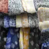 Terciopelo de Visón Blanco Deslavado Estampado de Puntos Lunares Tela de Felpa Pelo de Conejo Tallado Estampado de Manchas de Leopardo Puntos Lunares Tela para Zapatos y Gorros de Felpa