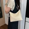 Bolsa de ombro retrô, nova bolsa de balde da moda, nicho estiloso, grande capacidade para mulheres, bolsa de ombro e transversal