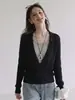 Suéter de punto de dos piezas de alta gama estilo francés en color contrastante para mujer, temporada de primavera, estilo old money, corte relajado, top base de capas con cuello