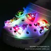 Accesorios para Zapatos de Madera de Venta Caliente Transfronterizos Luces LED de Tres Colores Intermitentes Dijes Electrónicos para Zapatos Hebillas para Zapatos Accesorios de Decoración para Pantuflas de Jardín