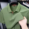Camiseta Polo Masculina de Manga Curta com Lapela Solta 2025 Nova de Verão Cor Sólida Casual Manga Curta