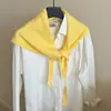 Bufanda triangular de punto estilo coreano bohemio, bufanda decorativa versátil de uso múltiple, chal atmosférico estilo ins para primavera y otoño