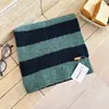 Bufanda Larga de Punto con Rayas Contrastantes Estilo Coreano para Mujer, Protección contra el Frío Otoño/Invierno Calidez Protección para el Cuello Atmósfera de Alta Gama Polaina Versátil para el Cuello