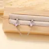 Novos Brincos de Osso de Titânio Microincrustados com Asas Rosas e Design de Coração, Brincos de Parafuso com Corrente Doce e Cool de Nicho, Brincos de Cochlea