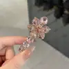 Exquisito Pinza para el Cabello de Flor de Cristal Rosa Versátil para Mujeres 2026 Nuevo Diseño de Nicho Pinza Lateral Pinza para Flequillo