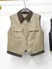 Colete jaqueta de couro PU com lapela color block destacável vintage para mulheres, início do outono de 2026, colete fashion sem mangas de alta qualidade