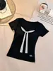 Camiseta corta de manga corta a rayas dulces estilo coreano con tirantes, corte ajustado, sujetador incorporado, longitud corta, top versátil para mujer