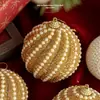 Nuevos adornos de bola de espuma con patrón de ola de perlas brillantes temática navideña para crear una atmósfera festiva y decorar fiestas