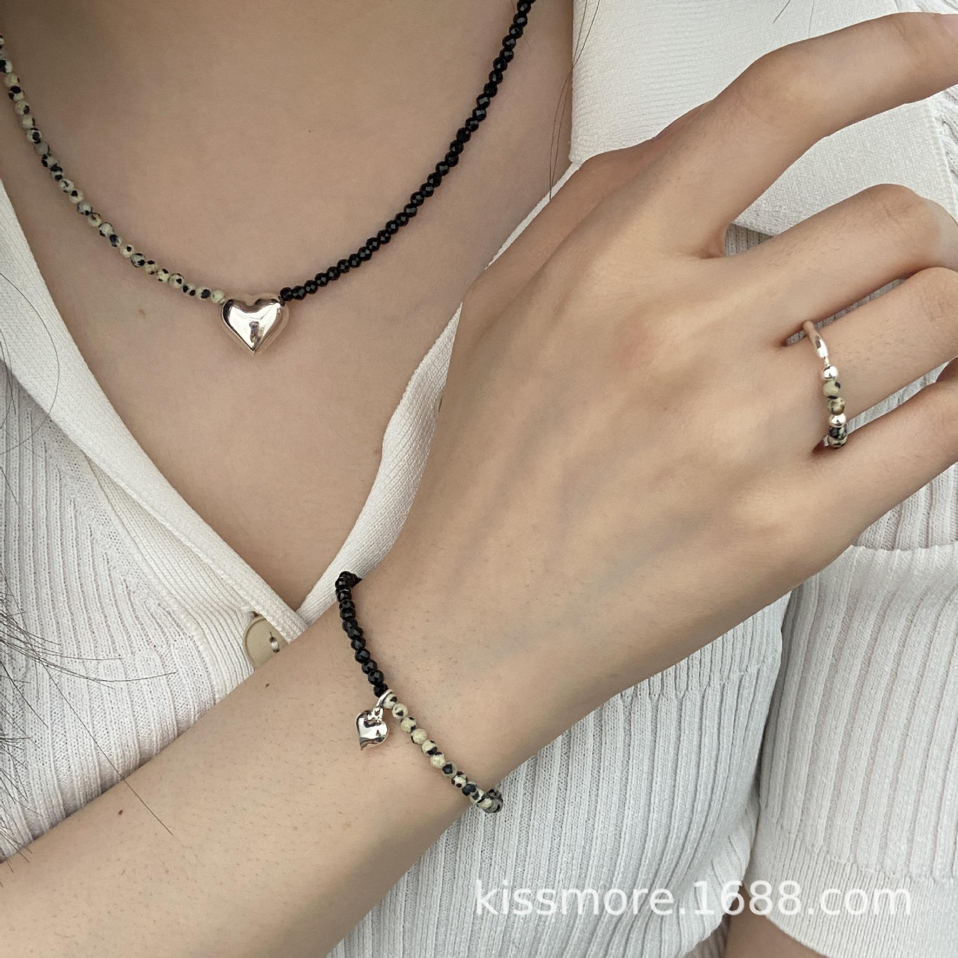 斑点石合成黑尖晶爱心纯银项链11.jpg