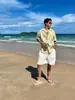 Camisa de manga corta plisada con cuello cubano, estilo "Old Money", diseño de fábrica "Tie-Dye Azul Hielo Seersucker" para hombre, corte holgado, camisa de moda