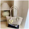 Bolso tipo cesta hueco de gran capacidad, moderno y personalizado transfronterizo, bolso de hombro tipo tote de alto valor, bolso de axila