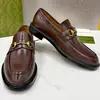 Sapatos Masculinos de Couro de Alta Qualidade Couro Bovino Camada Superior Couro Dividido Padrão Crocodilo Mocassins com Fivela de Cavalo Couro Envernizado Vestir Casual Negócios