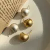 Pendientes Retro Estilo Francés Estilo Frío de Guisantes Redondos para Mujer Otoño e Invierno Metal Mate de Alta Calidad Estilo Pendientes Únicos