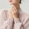 Suéter de Punto de Cachemira de Terciopelo Bai Cai 26 Otoño Simple con Letra Jacquard Cuello Redondo Manga Larga con un Elegante Diseño para el Trabajo y Nuevos Detalles de Ganchillo